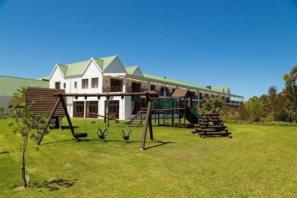 Protea Hotel By Marriott George King George Esterno foto
