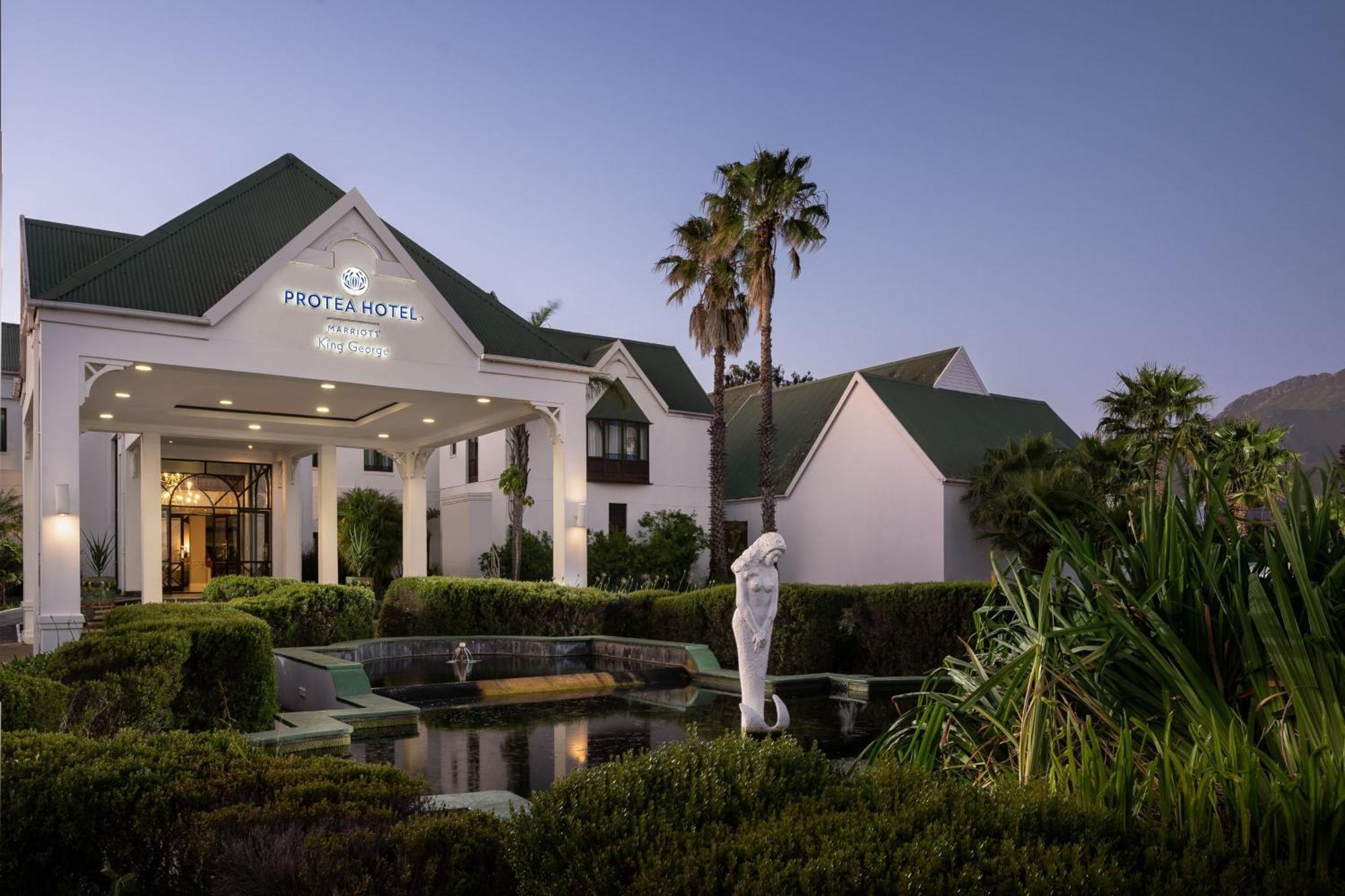 Protea Hotel By Marriott George King George Esterno foto