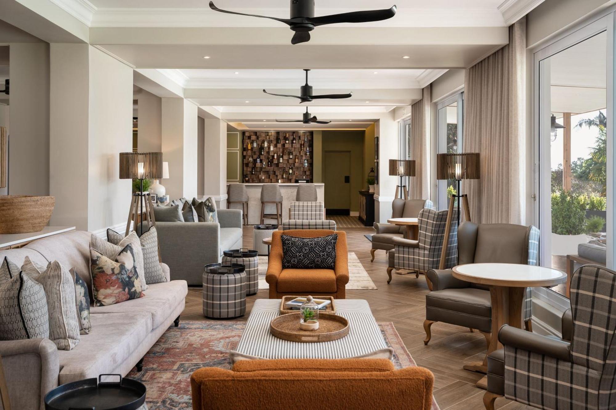 Protea Hotel By Marriott George King George Esterno foto